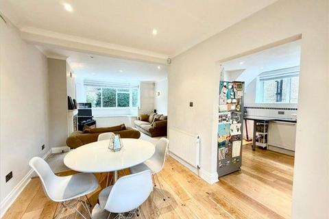 4 bedroom semi-detached house for sale, Windmill Lane, Bushey WD23