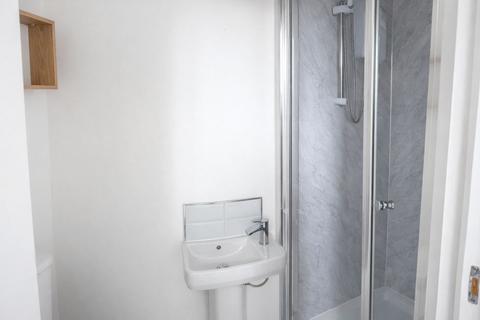 Studio to rent, Clacton Road, Waltham Forest, London, Greater London