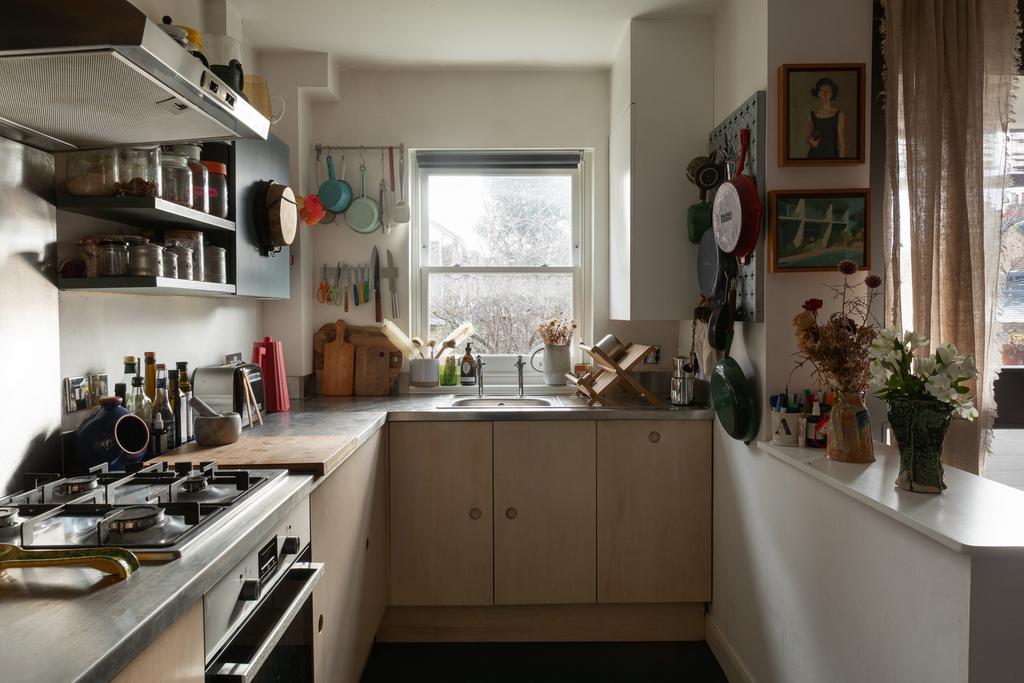 325397 - RF-CHISENHALE-RD-09.jpg