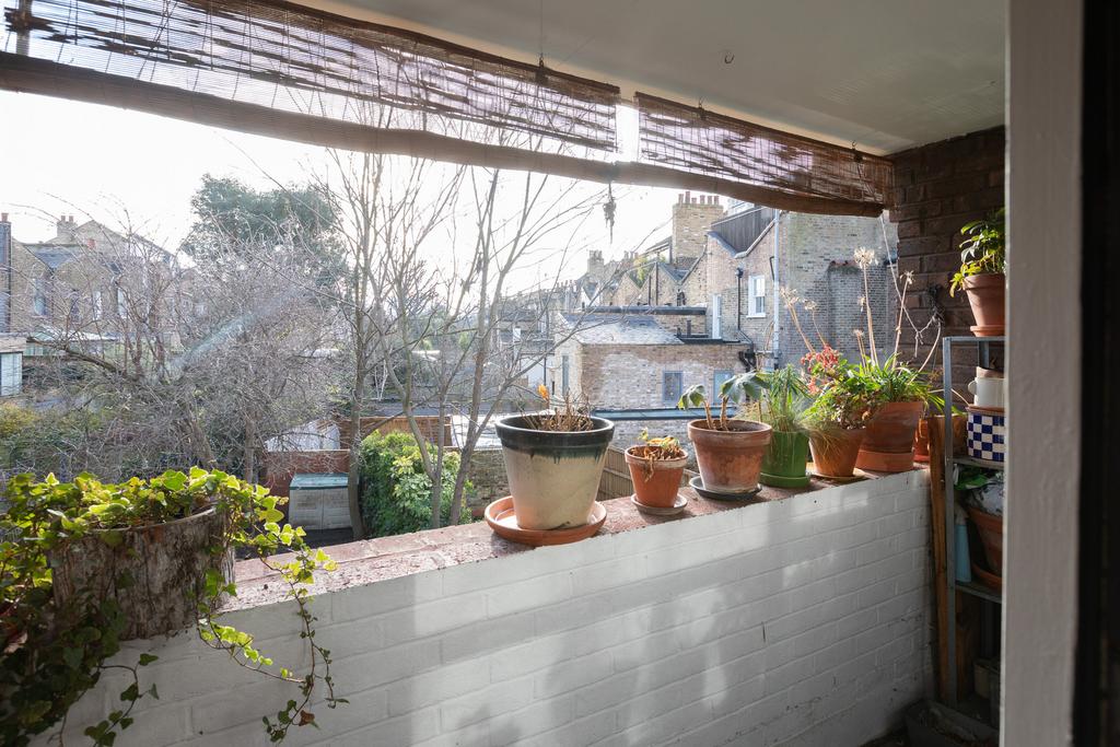 325406 - RF-CHISENHALE-RD-18.jpg