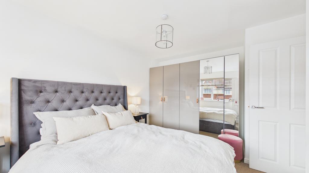 Bedroom (2)