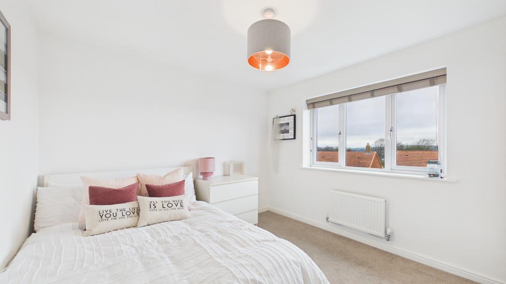 Bedroom 2 (1)