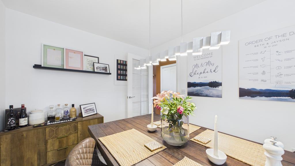 Dining Room  (2)