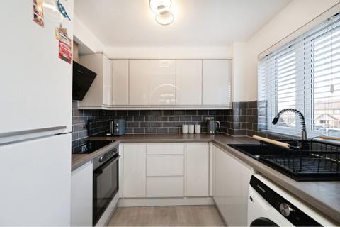 1 bedroom flat for sale, Brimfield road, Essex, RM19