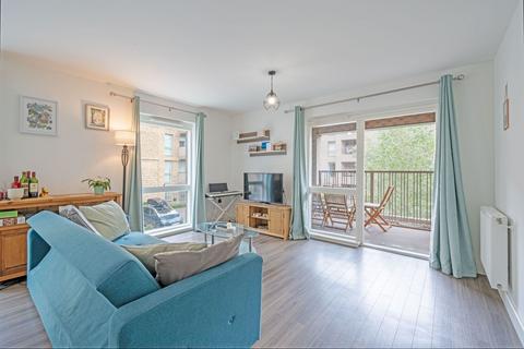 2 bedroom flat for sale, Adenmore Road, Catford, SE6