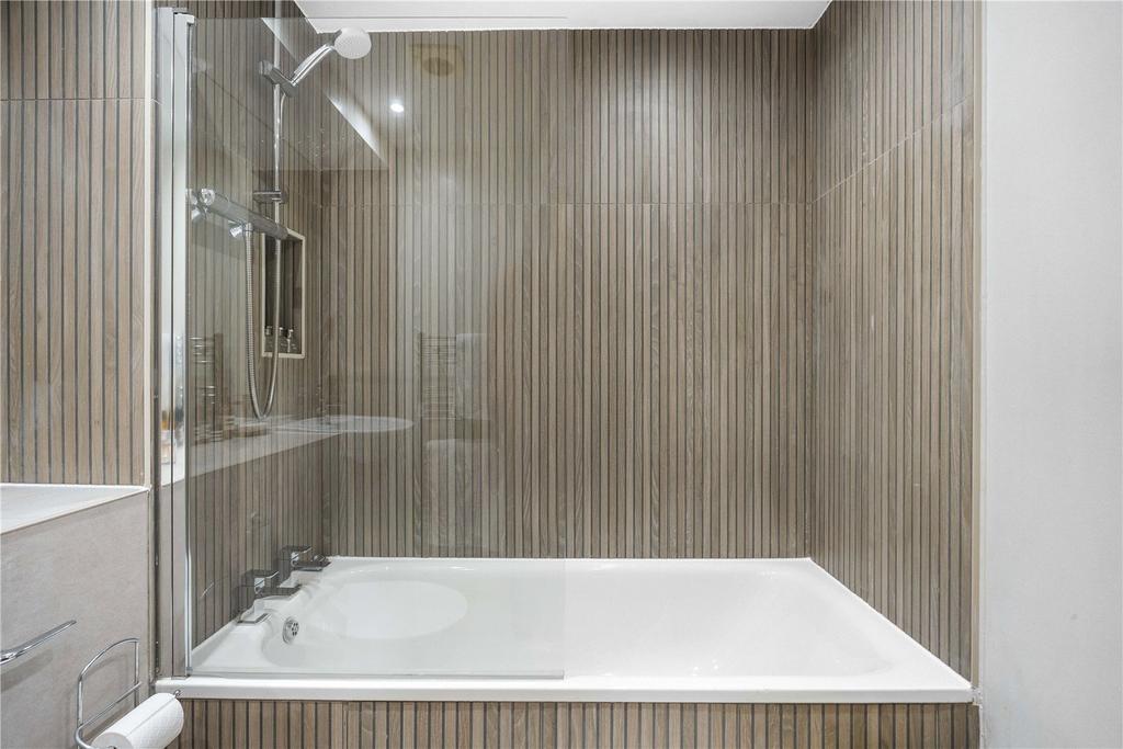 Famiyl Bathroom