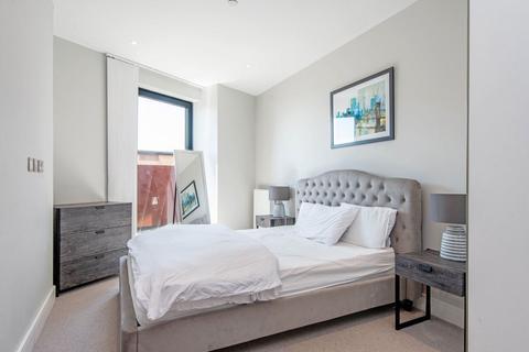 1 bedroom flat to rent, Leamouth Road, London E14