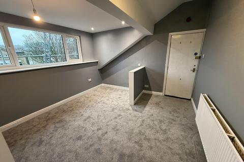 1 bedroom flat to rent, Kirkgate, Shipley, BD18