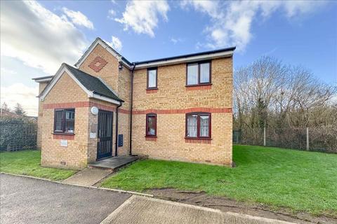 2 bedroom flat for sale, Redford Close , Feltham, Middlesex, TW13