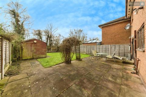 4 bedroom detached house for sale, Thorpe Close, Crewe, Cheshire, CW1