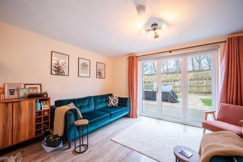 Lady Nancy Crescent, Glasgow, G72