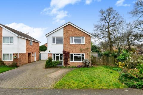 Rodney Way, Surrey GU1