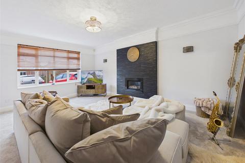 4 bedroom detached house for sale, The Pickerings, North Ferriby