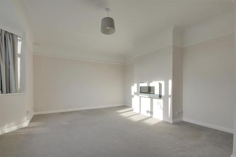 undefined, Goring Road, Worthing BN12