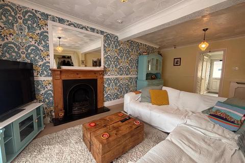 3 bedroom terraced house for sale, Gwendraeth Town, Kidwelly