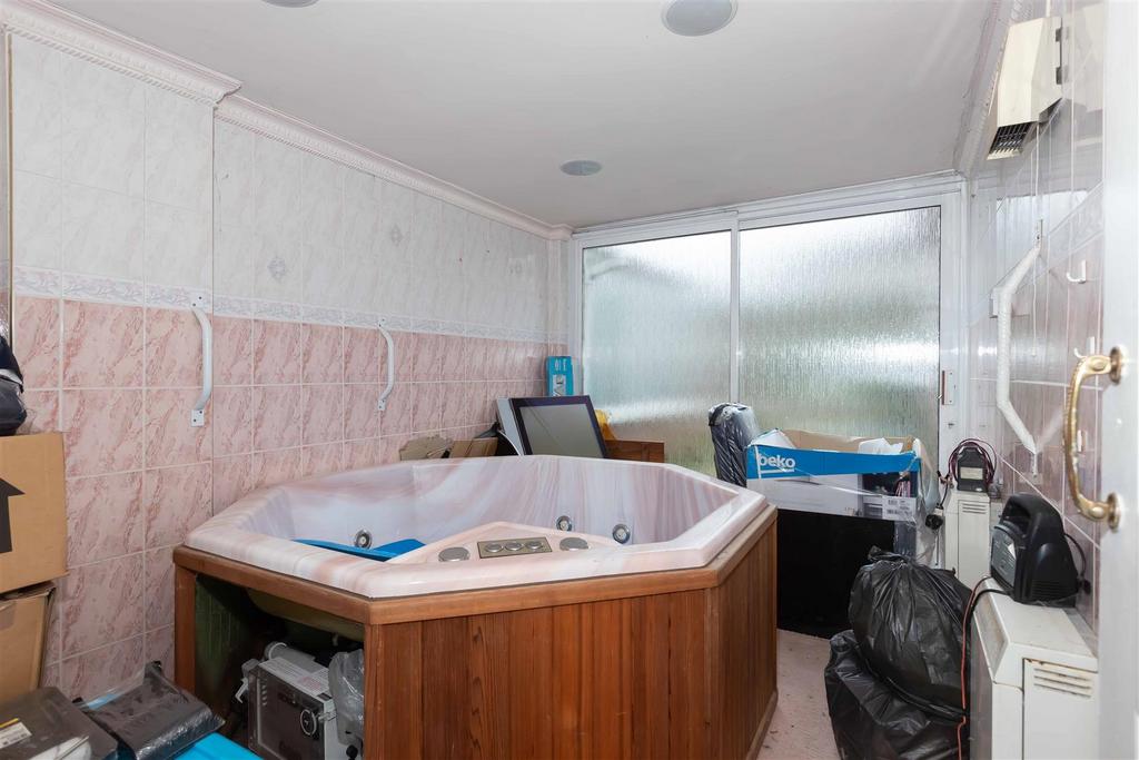 Findon Rd 15.jpg
