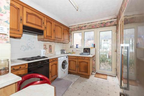 2 bedroom bungalow for sale, Findon Road, Worthing
