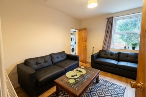 5 bedroom terraced house to rent, Nottingham NG7