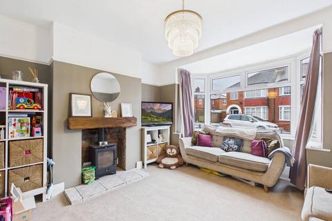 3 bedroom semi-detached house for sale, Wensley Avenue, Hull, HU6 8QY