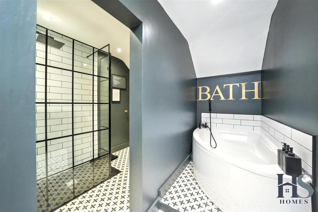 Bath.jpg