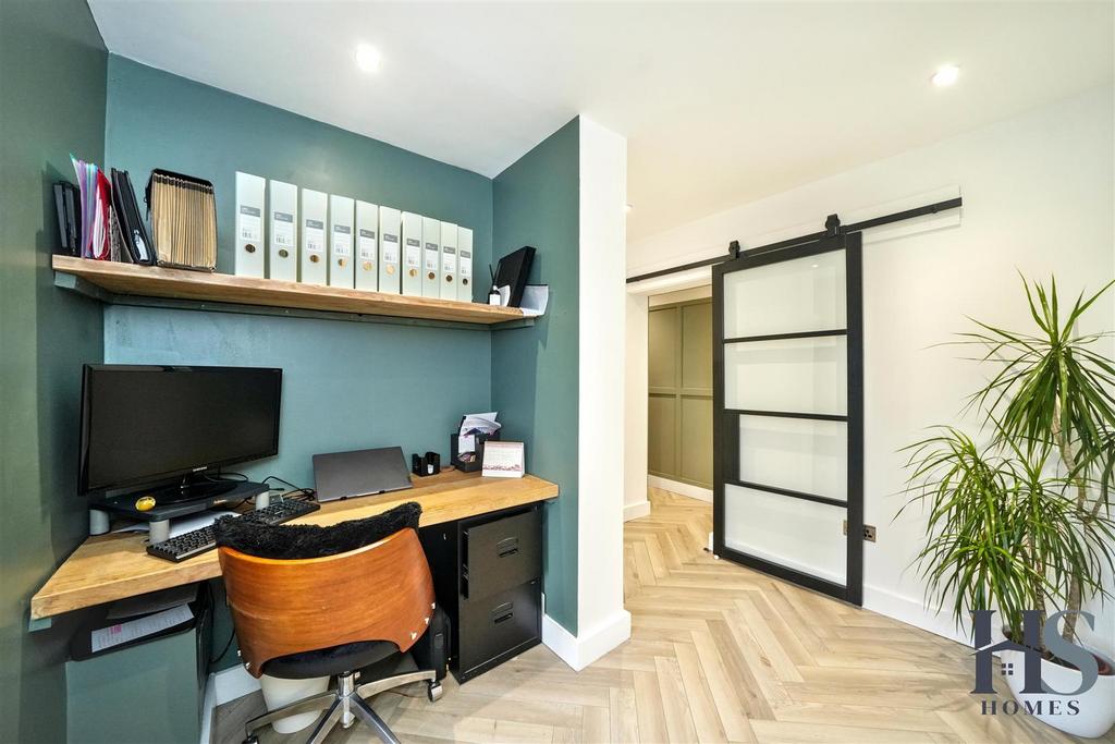 Office 2new.jpg
