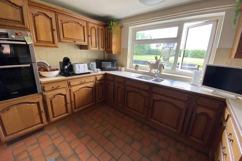 2 bedroom bungalow for sale, Ashbourne Road, Cowers Lane, Belper