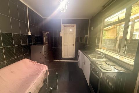 1 bedroom flat to rent, Wimborne Road, Luton LU1