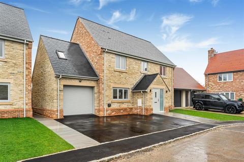undefined, Home Farm Close, Ambrosden