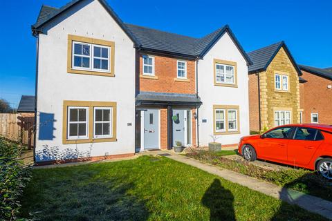 3 bedroom semi-detached house to rent, 3-Bed Semi-Detached House to Let on Diver Road, Fulwood, Preston