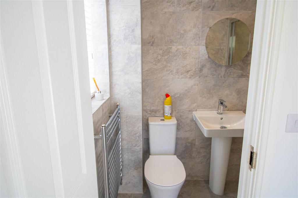 Bedroom 1 En-Suite