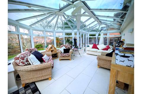 5 bedroom detached house for sale, Belvoir Avenue, Emerson Valley, Milton Keynes, MK4