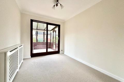2 bedroom detached bungalow for sale, Grangewood, East Hunsbury, Northampton NN4