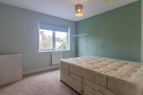 undefined, Trem Elai, Penarth CF64