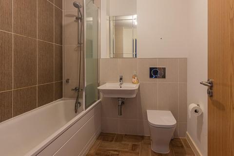 undefined, Trem Elai, Penarth CF64