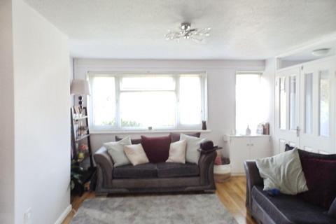 3 bedroom house to rent, Hope Farm Road, Great Sutton, Ellesmere Port