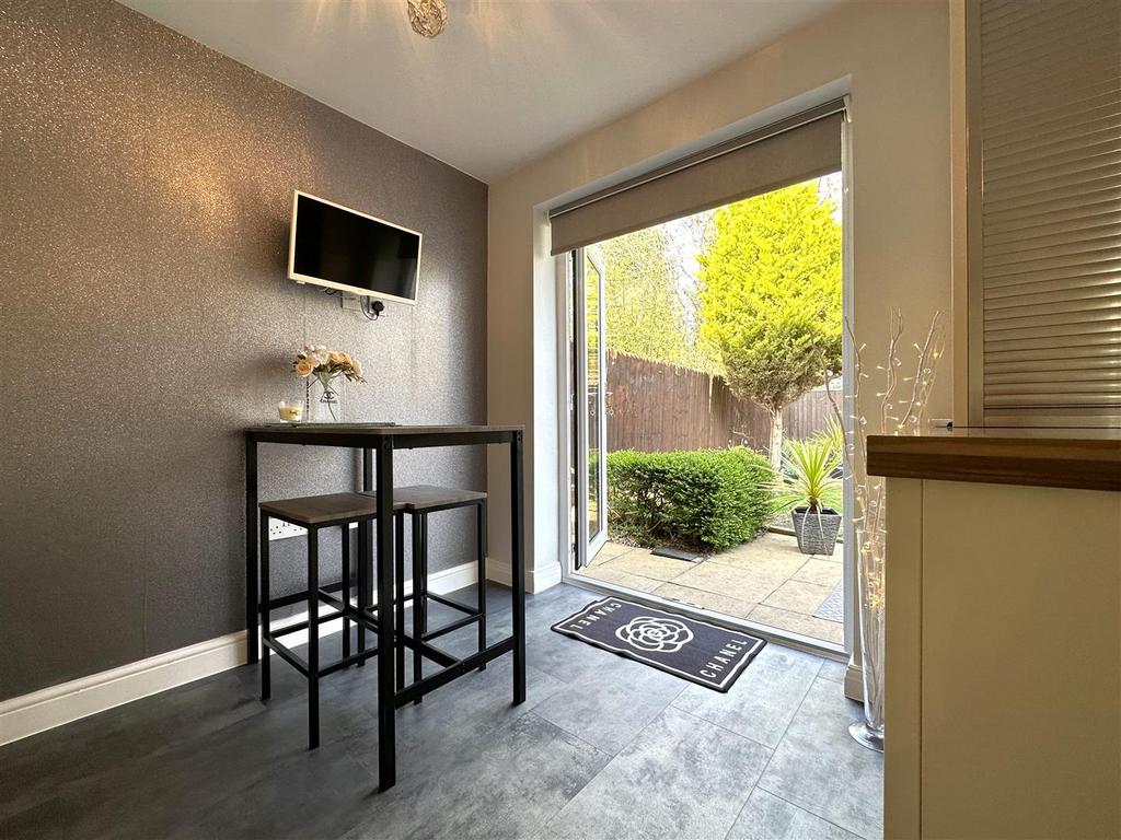 Dining Area With French Doors 452
