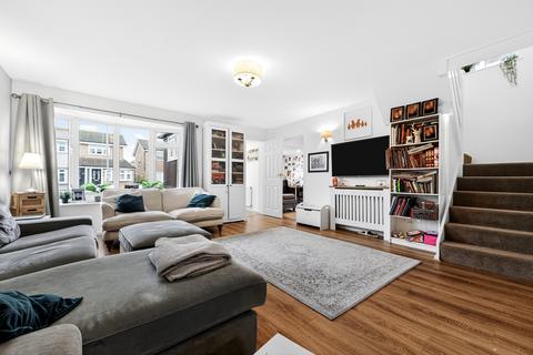 5 bedroom detached house for sale, Montgomery Close, Grays, RM16