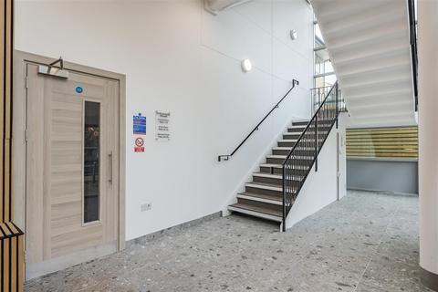 undefined, Frayswater Place, Uxbridge