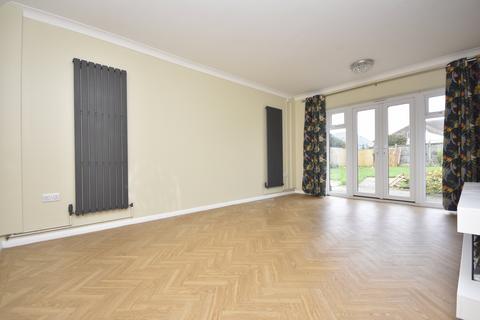 3 bedroom detached bungalow for sale, David Avenue, Margate