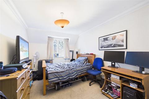 undefined, Maidenbower Square, Maidenbower, Crawley, West Sussex, RH10
