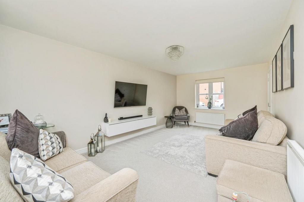 22croftclose-9.jpg