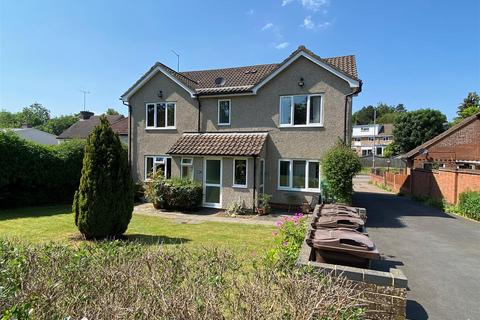 undefined, Batchwood Court, Batchwood Drive, St. Albans