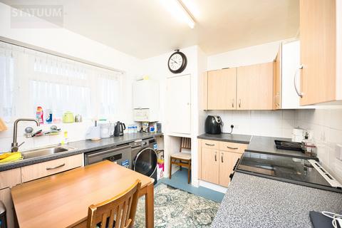 undefined, Churchill Terrace, Waltham Forest, Chingford, London, E4