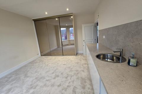 Studio to rent, STUDIO - 10 ABERDEEN ROAD, NW10