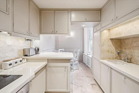 2 bedroom flat to rent, Stafford Mansions, Stafford Place, Westminster, London SW1E