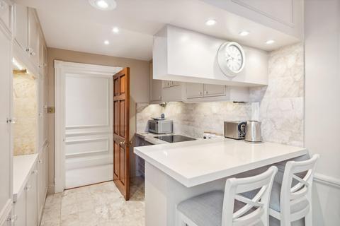 2 bedroom flat to rent, Stafford Mansions, Stafford Place, Westminster, London SW1E