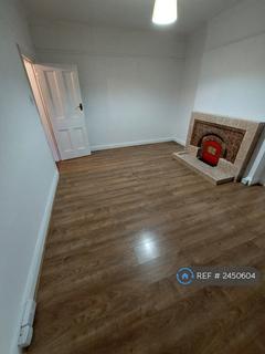 undefined, Sylvan Avenue, London, N22