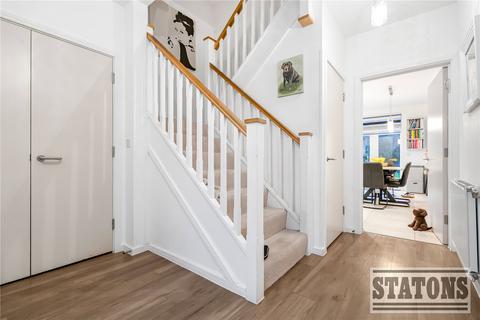 4 bedroom terraced house for sale, Helios Way, Barnet, EN5