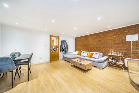 undefined, Shoreditch High Street, London E1