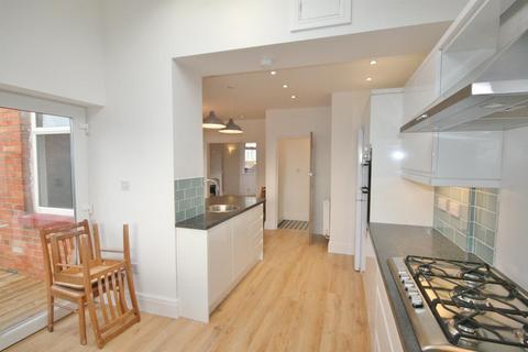 undefined, 45 Victoria Road, Barry. Vale of Glamorgan. CF62 6PG